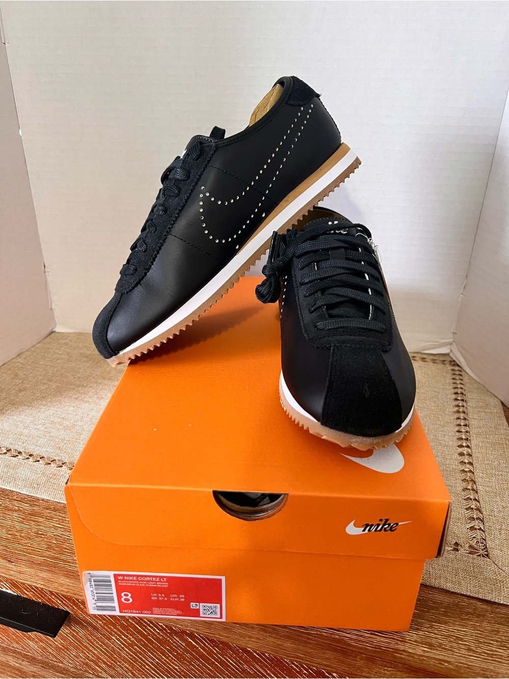 Brand New Women Cortez Black Leather Sneaker